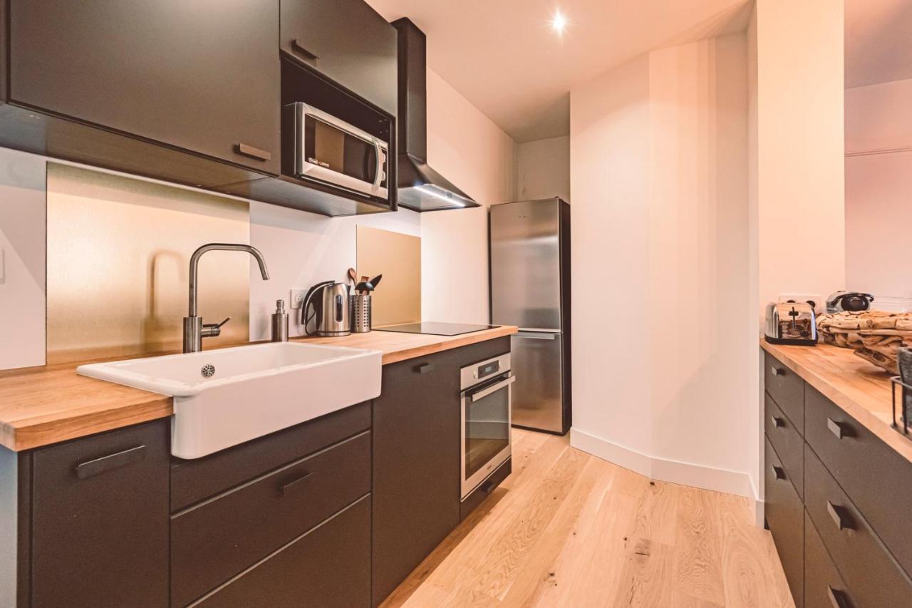 Charme De L'Ancien Pour Cet Appartement Entierement Renove Dans L'Hypercentre De Reims Kültér fotó