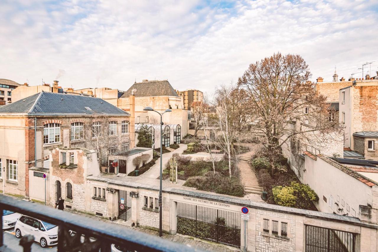 Charme De L'Ancien Pour Cet Appartement Entierement Renove Dans L'Hypercentre De Reims Kültér fotó