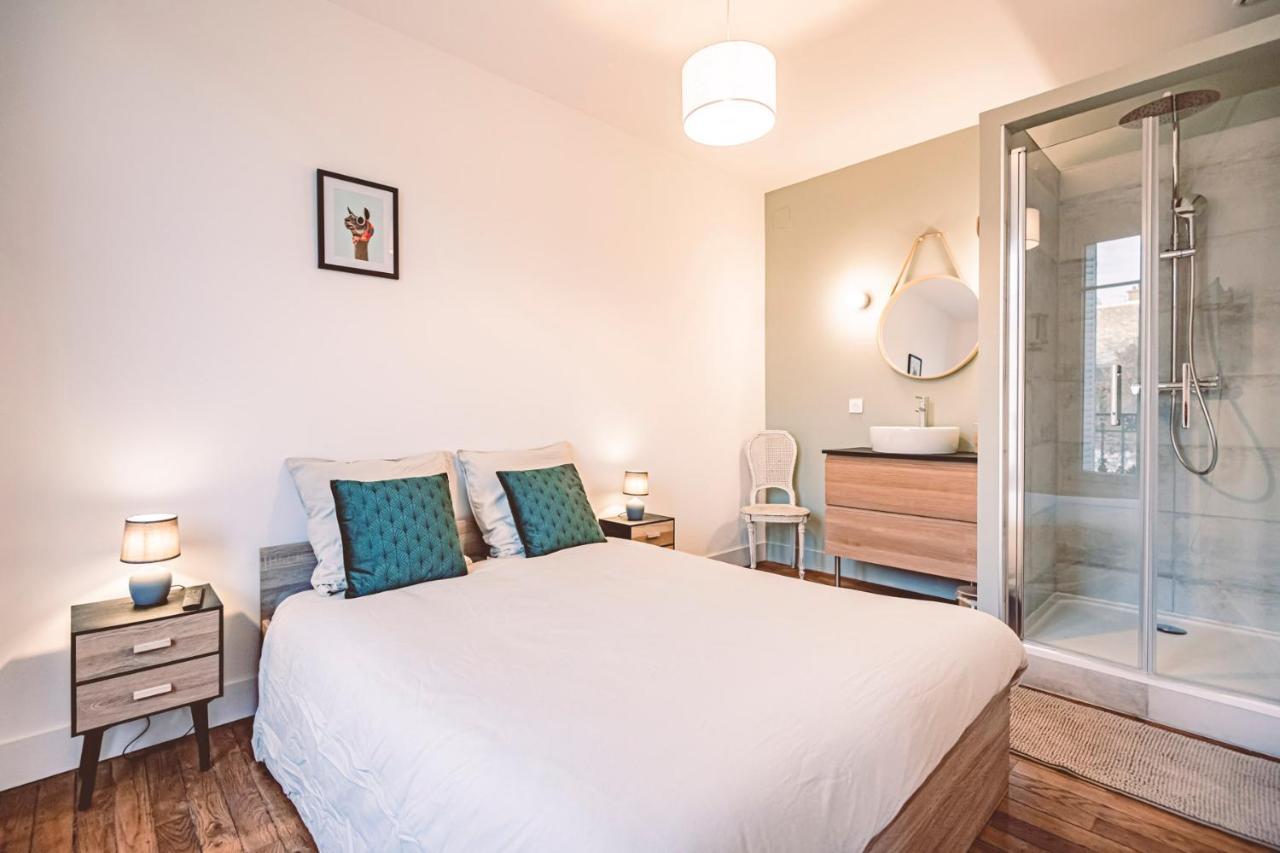 Charme De L'Ancien Pour Cet Appartement Entierement Renove Dans L'Hypercentre De Reims Kültér fotó