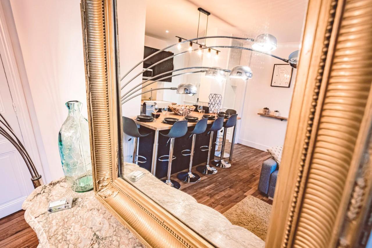 Charme De L'Ancien Pour Cet Appartement Entierement Renove Dans L'Hypercentre De Reims Kültér fotó
