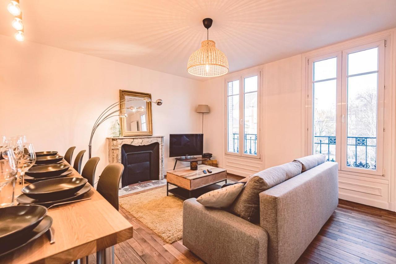 Charme De L'Ancien Pour Cet Appartement Entierement Renove Dans L'Hypercentre De Reims Kültér fotó