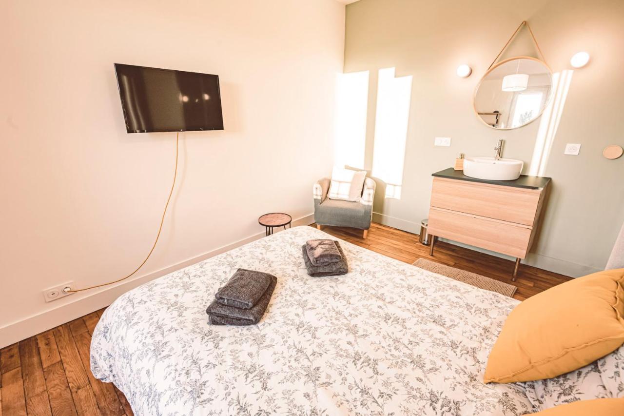 Charme De L'Ancien Pour Cet Appartement Entierement Renove Dans L'Hypercentre De Reims Kültér fotó